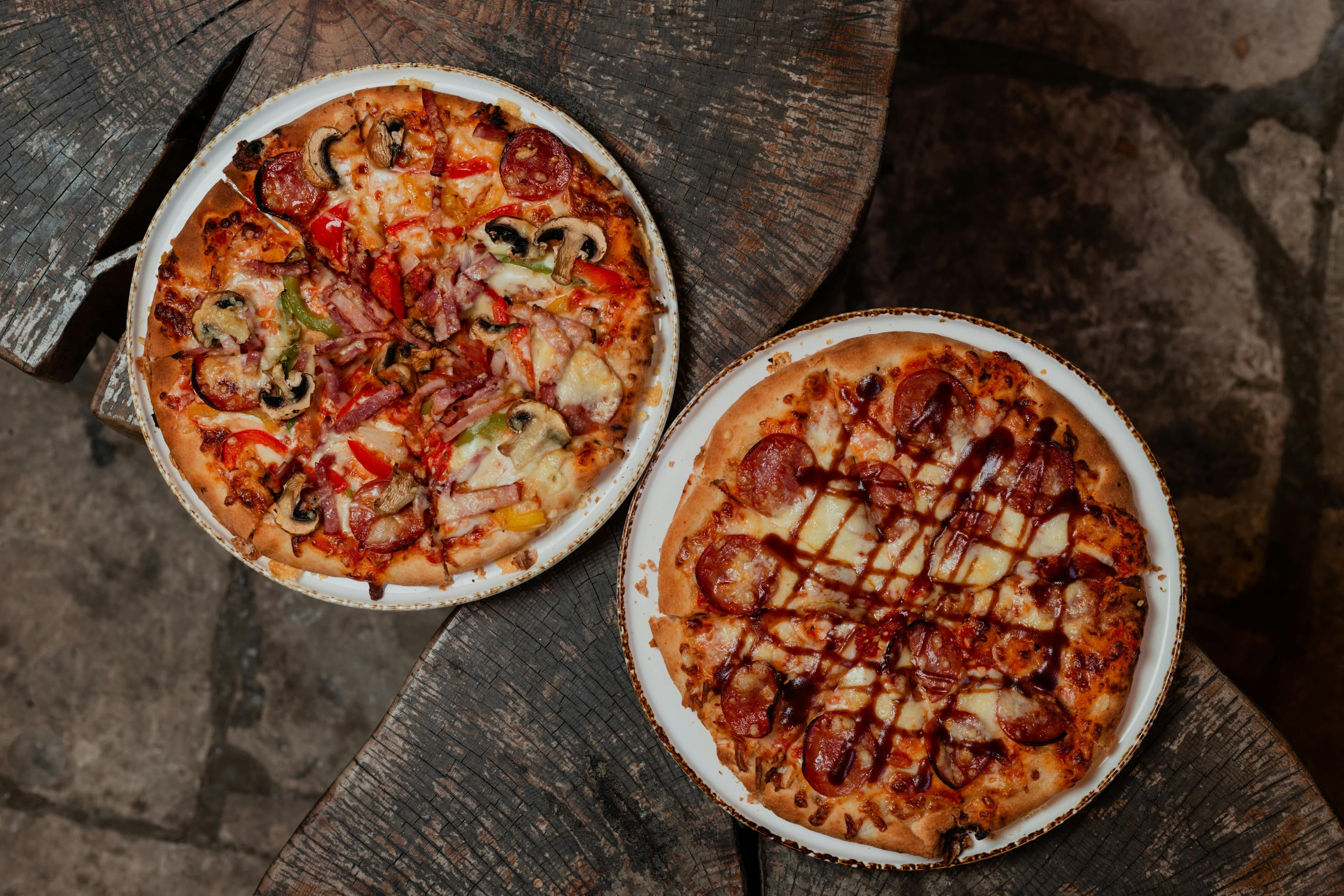 Logo PIZZARIA RIBEIRO