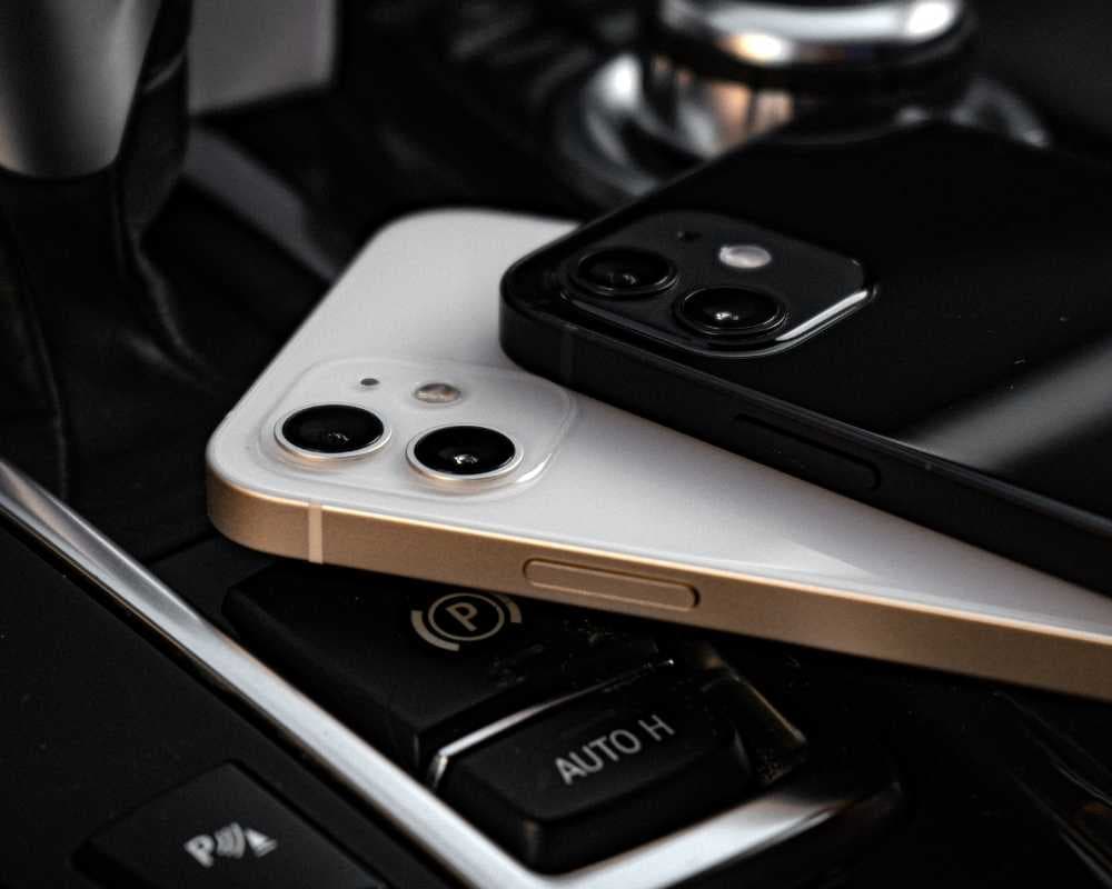 Logo VITORIA J CELL