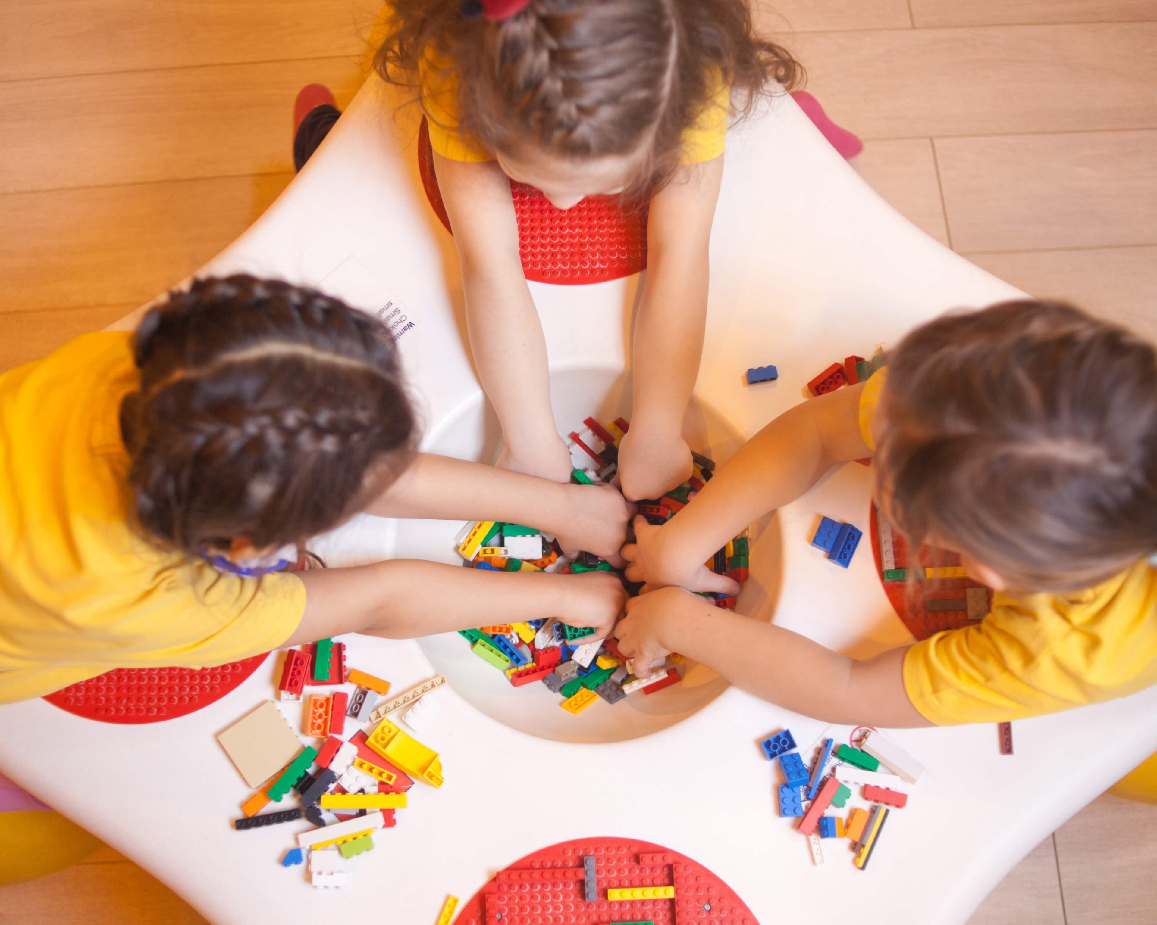 Logo ESPAÇO KIDS ANIMAÇÕES