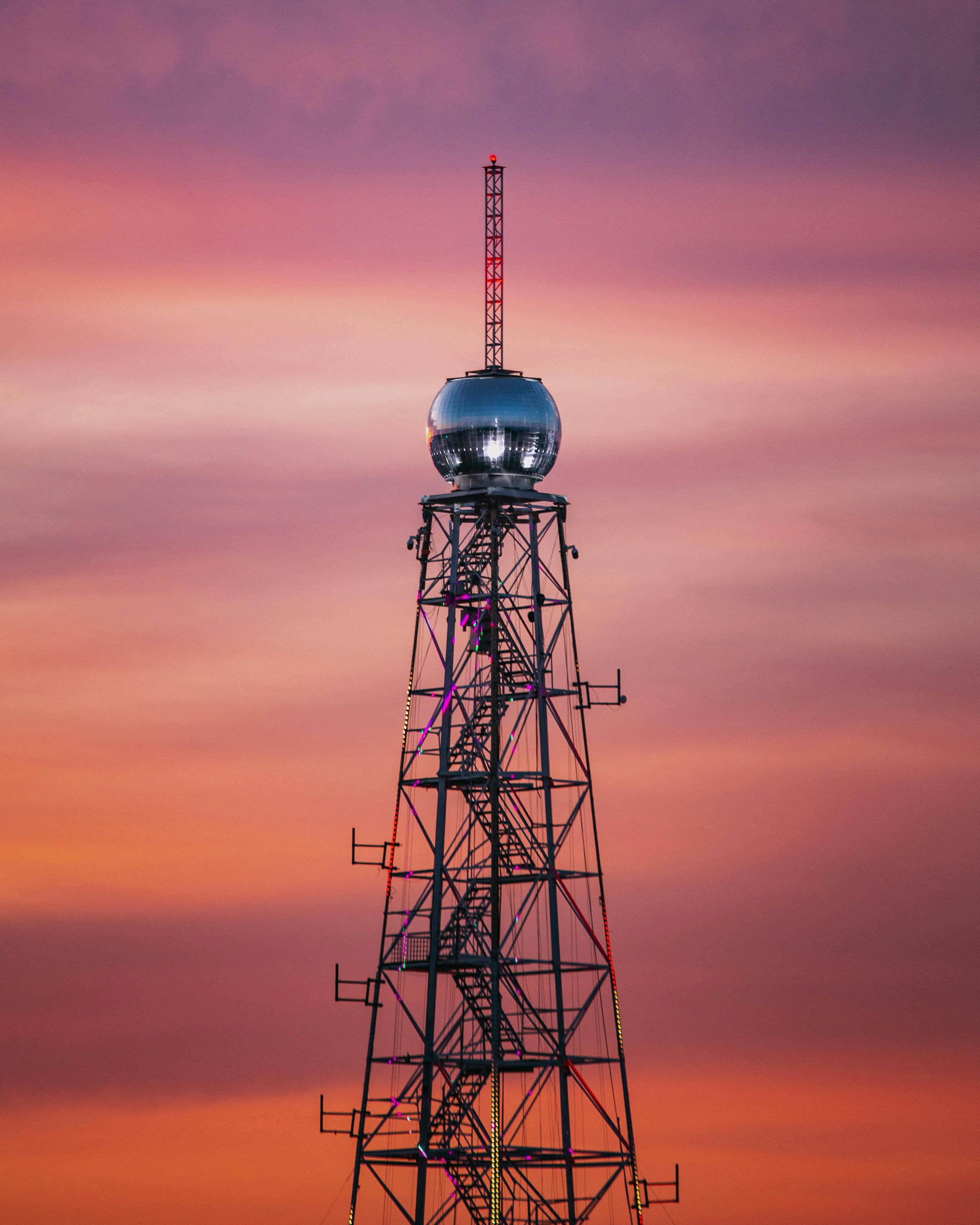 Logo TELECOMUNICAÇÃO - LUCAS LEITE MACCARI