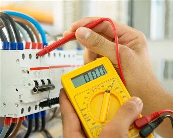 MANUTENÇÃO ELÉTRICA