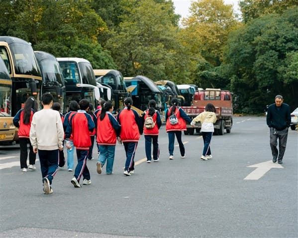 TRANSPORTES ESCOLAR - EVERALDO CAETANO